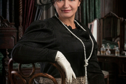 Woman_retro_portrait