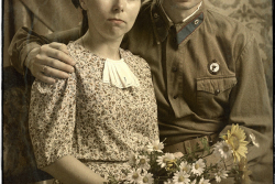 фото семейной пары с цветами