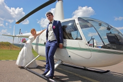 свадебная фотосъемка у вертолета